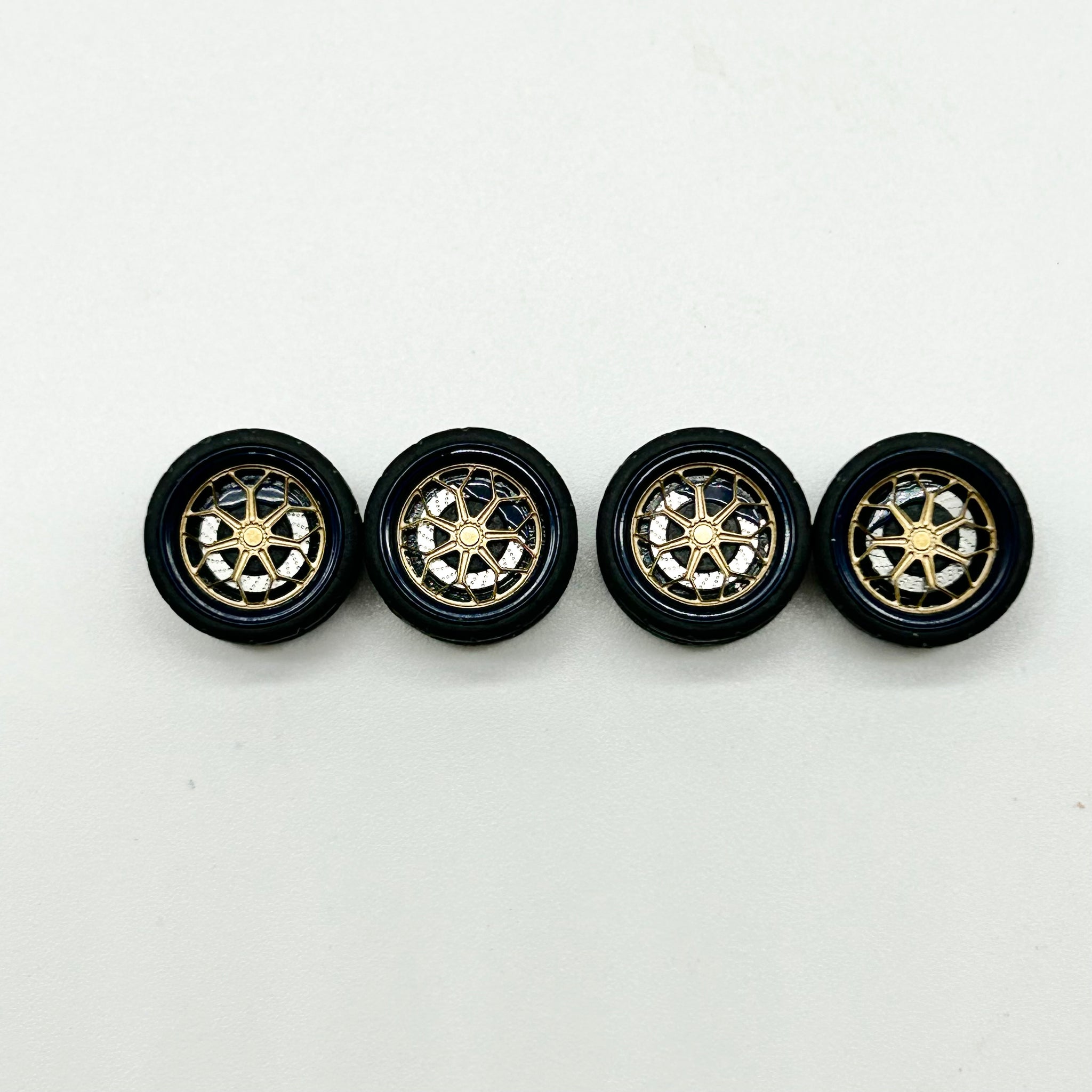 10mm Graphite Gold Alloy Bearing Wheels (Spinners)