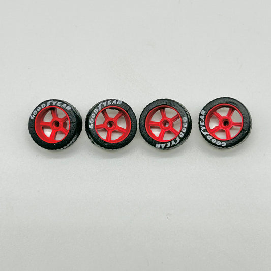 #87 Red 5 Spokes “Racer” Lettered Wheels