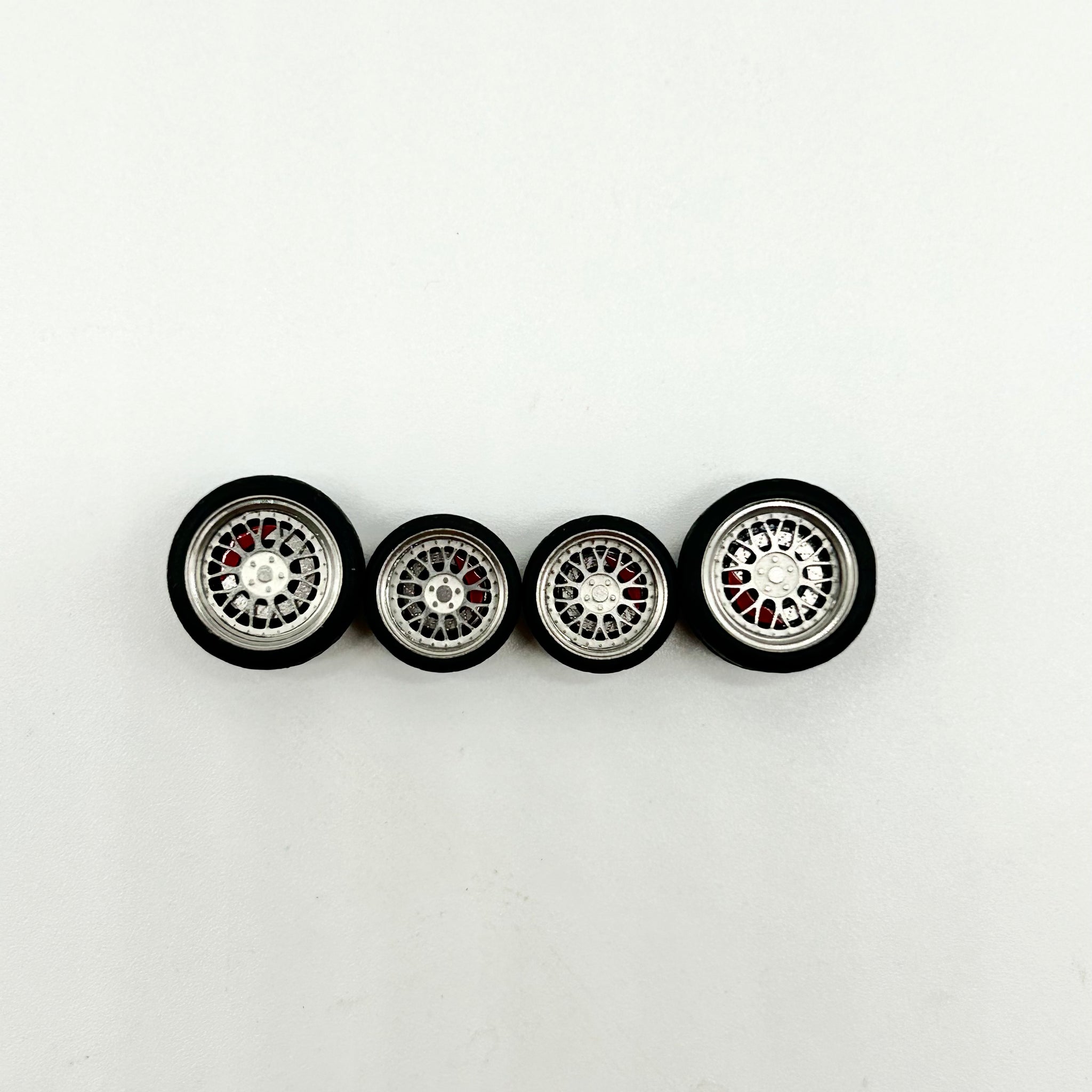 NEW- Silver Mach Lip “Staggered” Alloy Bearing Wheels. (Spinners)