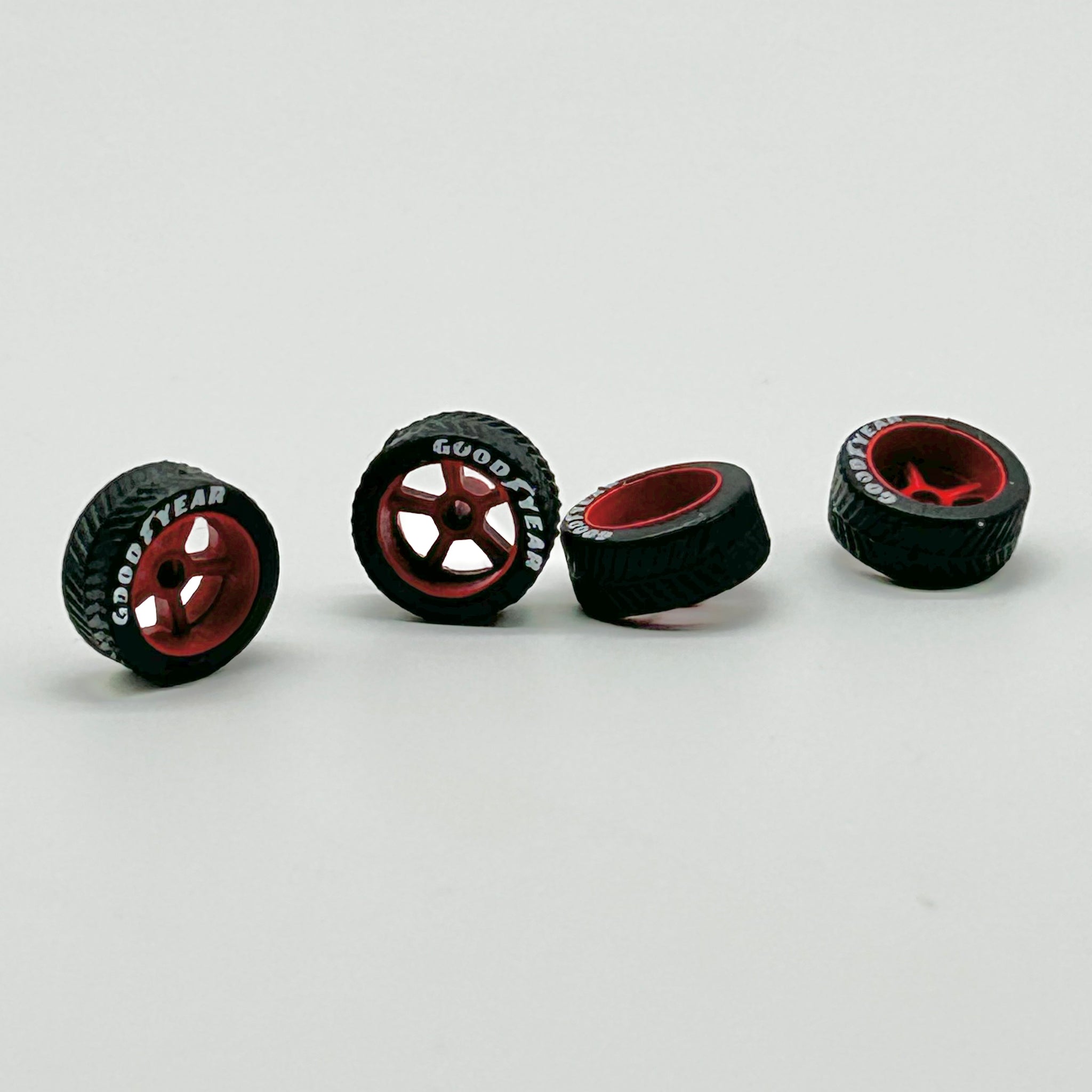 #87 Red 5 Spokes “Racer” Lettered Wheels